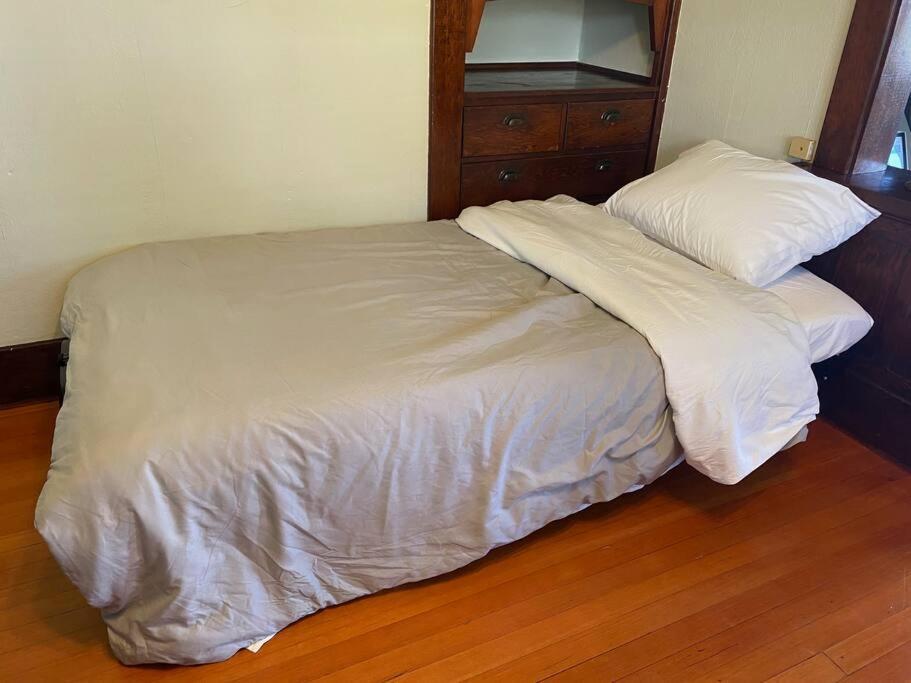 אסטוריה Historic Downtown Riverview Flat, No. 2 מראה חיצוני תמונה