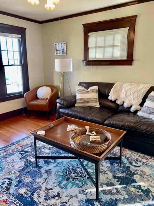 אסטוריה Historic Downtown Riverview Flat, No. 2 מראה חיצוני תמונה