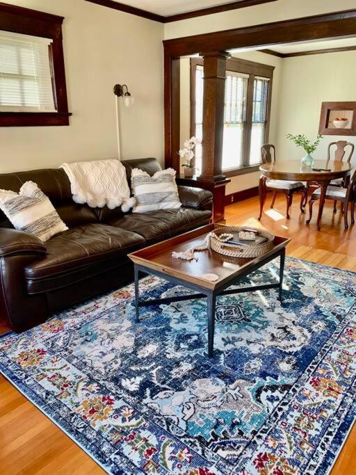אסטוריה Historic Downtown Riverview Flat, No. 2 מראה חיצוני תמונה